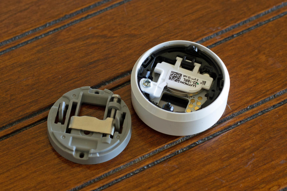 无极4平台 LUTRON AURORA REVIEW:飞利浦