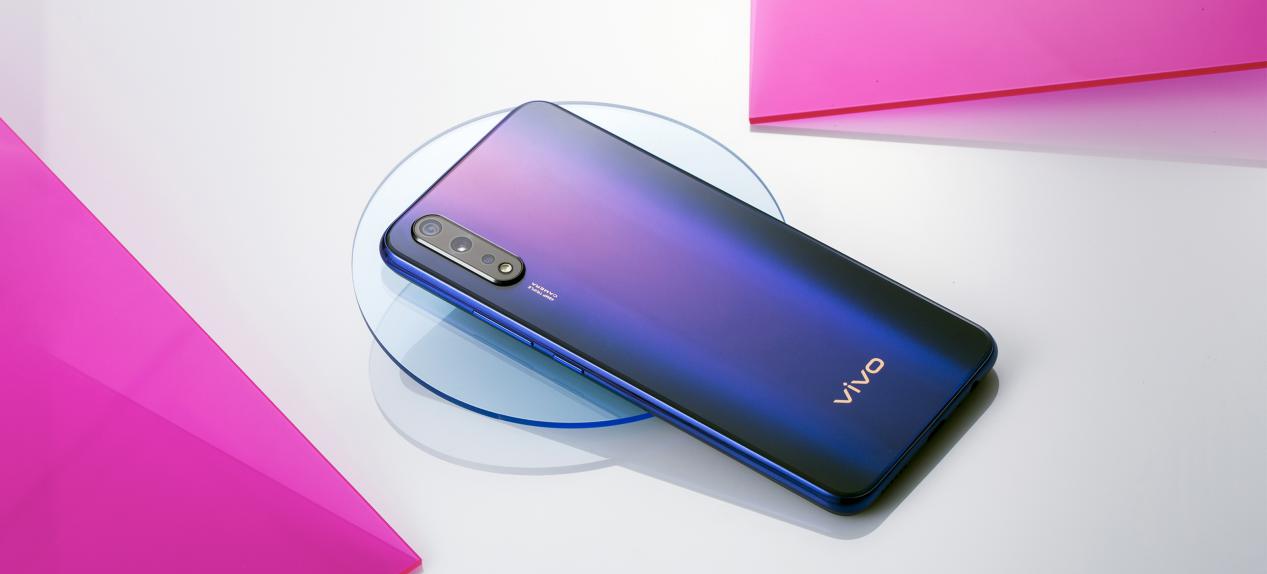 无极4平台登陆 vivo Z5首发