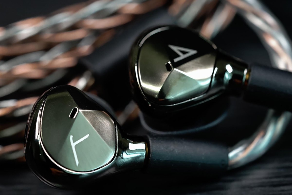 无极4注册 ASTELL&KERN T9IE入耳监视器回