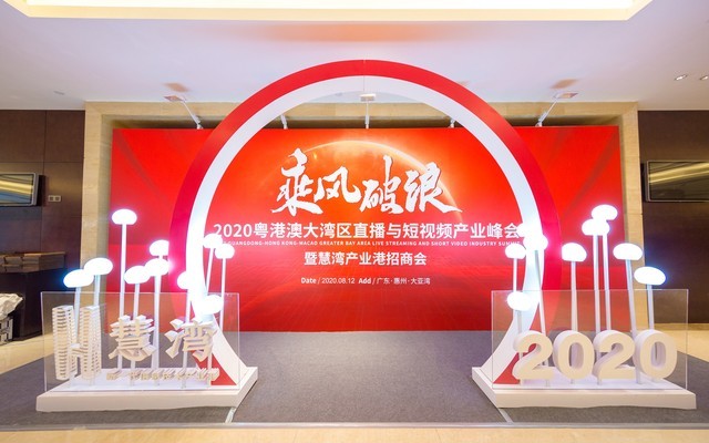 无极4平台网址